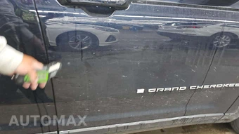 2023 Jeep Grand Cherokee L Limited - miniatura 27