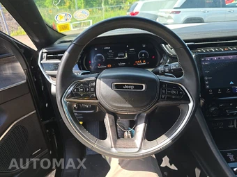 2023 Jeep Grand Cherokee L Overland - miniatura 10