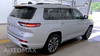 2023 Jeep Grand Cherokee L Overland - miniatura 4