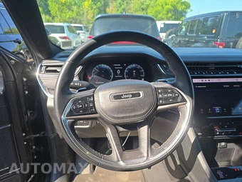 2023 Jeep Grand Cherokee L Overland - miniatura 10