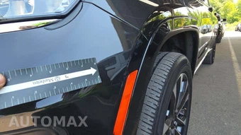 2023 Jeep Grand Cherokee L Overland - miniatura 27