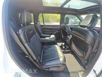 2023 Jeep Grand Cherokee L Overland - miniatura 18