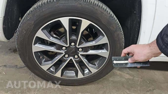 2023 Jeep Grand Cherokee L Overland - miniatura 24