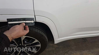 2023 Jeep Grand Cherokee L Overland - miniatura 29