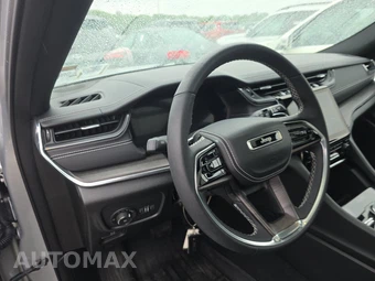 2023 Jeep Grand Cherokee L Overland - miniatura 10