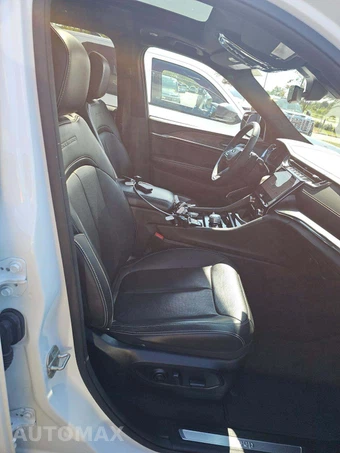 2023 Jeep Grand Cherokee L Overland - miniatura 18