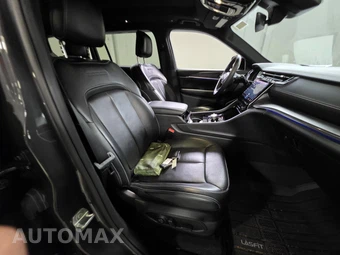 2023 Jeep Grand Cherokee L Overland - miniatura 4