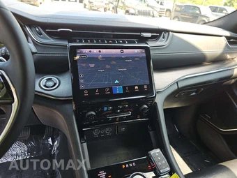 2023 Jeep Grand Cherokee L Overland - miniatura 10