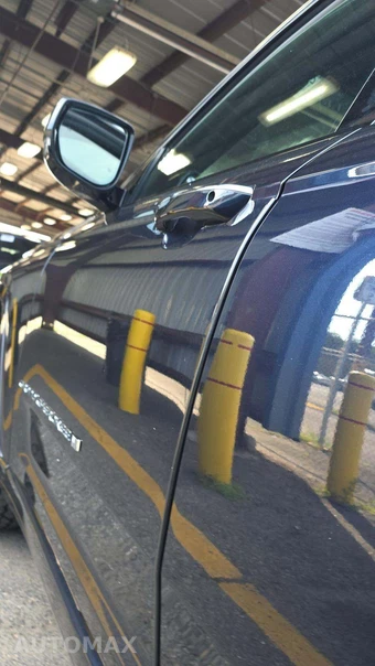 2023 Jeep Grand Cherokee L Overland - miniatura 16