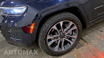2023 Jeep Grand Cherokee L Overland - miniatura 7