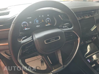 2023 Jeep Grand Cherokee L Overland - miniatura 10