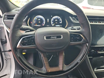 2023 Jeep Grand Cherokee L Summit - miniatura 10