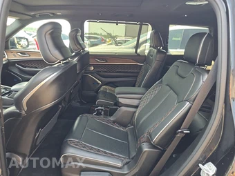 2023 Jeep Grand Cherokee L Summit - miniatura 13