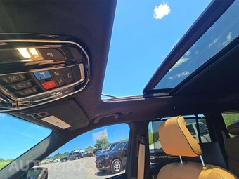 2023 Jeep Grand Cherokee L Summit Reserve - miniatura 11