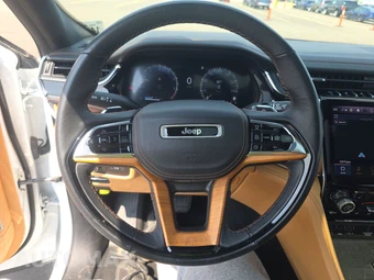 2023 Jeep Grand Cherokee L Summit Reserve - miniatura 10