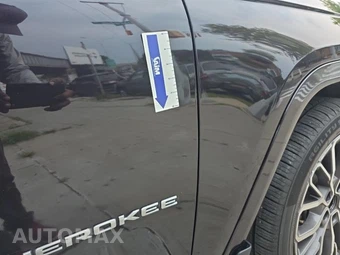 2023 Jeep Grand Cherokee L Summit Reserve - miniatura 34
