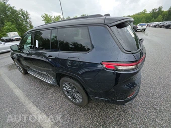 2023 Jeep Grand Cherokee L Summit Reserve - miniatura 6