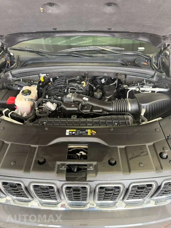 2023 Jeep Grand Cherokee Laredo - miniatura 14