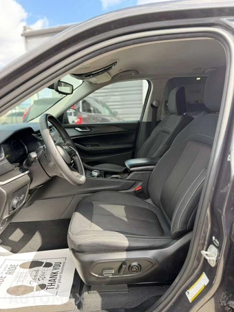 2023 Jeep Grand Cherokee Laredo - miniatura 7