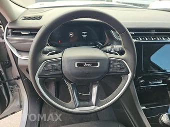 2023 Jeep Grand Cherokee Laredo - miniatura 10