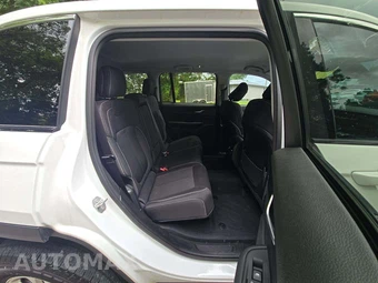 2023 Jeep Grand Cherokee Laredo - miniatura 13