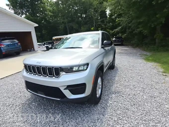 2023 Jeep Grand Cherokee Laredo