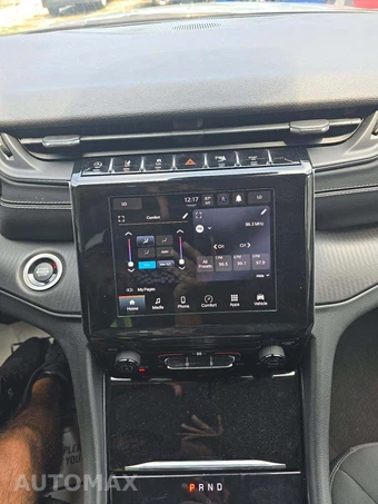 2023 Jeep Grand Cherokee Laredo - miniatura 7