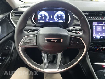 2023 Jeep Grand Cherokee Laredo - miniatura 10