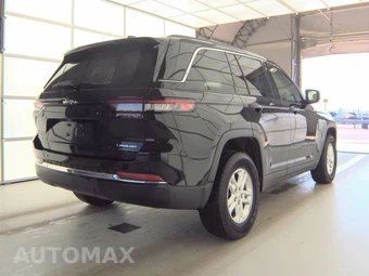 2023 Jeep Grand Cherokee Laredo - miniatura 4