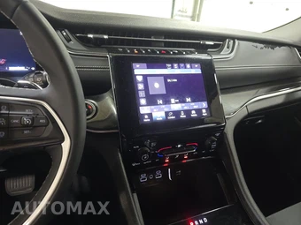 2023 Jeep Grand Cherokee Laredo - miniatura 11