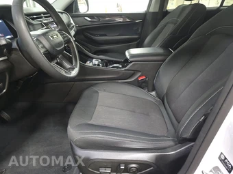 2023 Jeep Grand Cherokee Laredo - miniatura 7