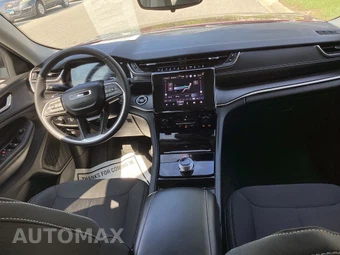 2023 Jeep Grand Cherokee Laredo - miniatura 13