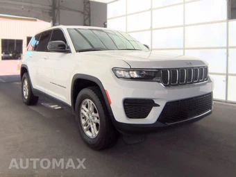 2023 Jeep Grand Cherokee Laredo - miniatura 3