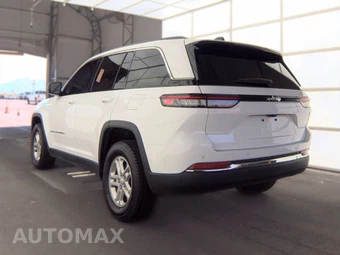 2023 Jeep Grand Cherokee Laredo - miniatura 6