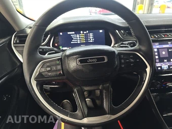 2023 Jeep Grand Cherokee Laredo - miniatura 10