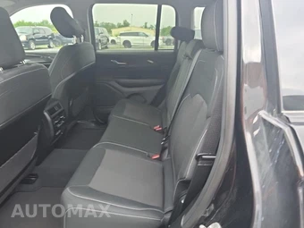 2023 Jeep Grand Cherokee Laredo – miniatura 10