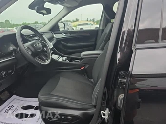 2023 Jeep Grand Cherokee Laredo – miniatura 7