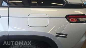 2023 Jeep Grand Cherokee Laredo - miniatura 24