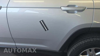 2023 Jeep Grand Cherokee Laredo - miniatura 25