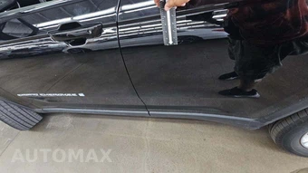 2023 Jeep Grand Cherokee Laredo - miniatura 22