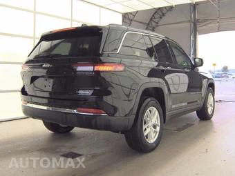 2023 Jeep Grand Cherokee Laredo - miniatura 4