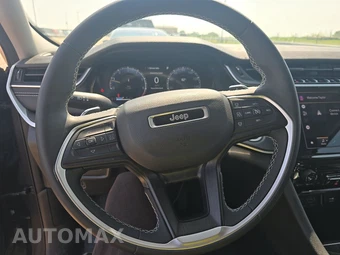 2023 Jeep Grand Cherokee Laredo - miniatura 10