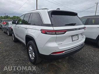 2023 Jeep Grand Cherokee Laredo - miniatura 6