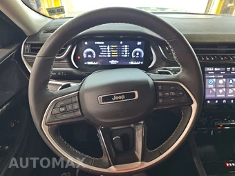 2023 Jeep Grand Cherokee Laredo - miniatura 10