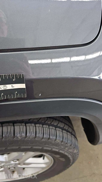2023 Jeep Grand Cherokee Laredo - miniatura 30