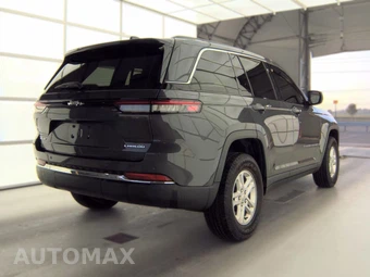 2023 Jeep Grand Cherokee Laredo - miniatura 4