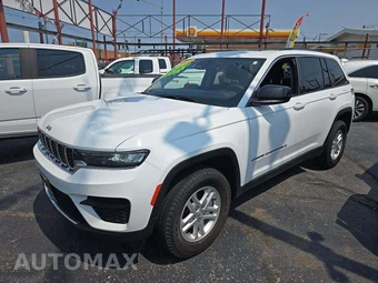 2023 Jeep Grand Cherokee Laredo