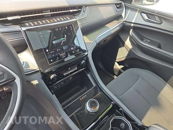 2023 Jeep Grand Cherokee Laredo – miniatura 10
