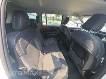 2023 Jeep Grand Cherokee Laredo - miniatura 16