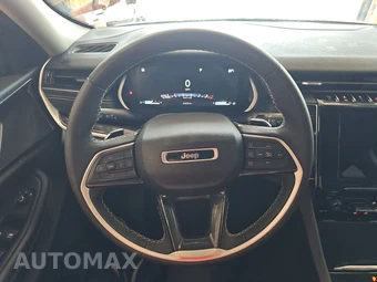 2023 Jeep Grand Cherokee Laredo - miniatura 10